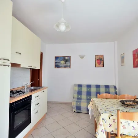 Grazioso Bilocale Con Veranda Holiday home